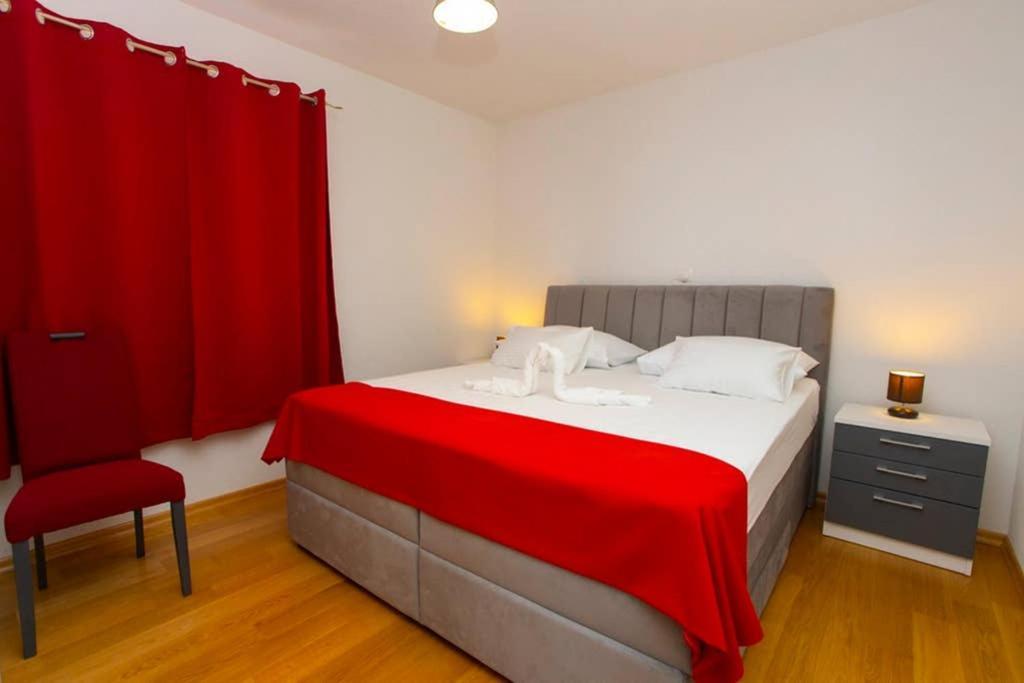 Apartments Vladimir #5 ماكارسكا المظهر الخارجي الصورة