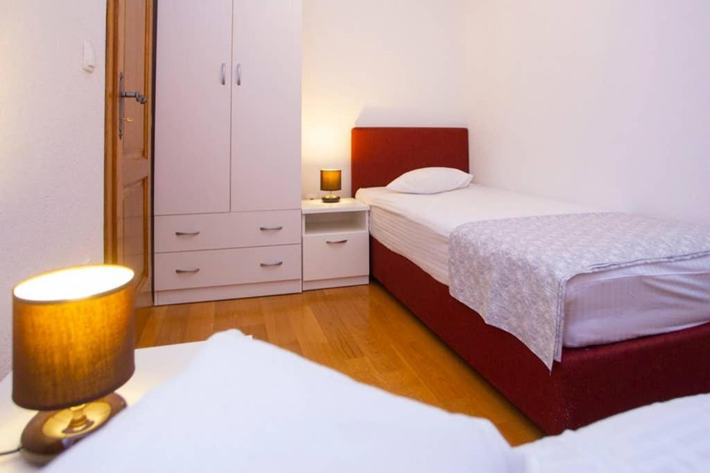 Apartments Vladimir #5 ماكارسكا المظهر الخارجي الصورة