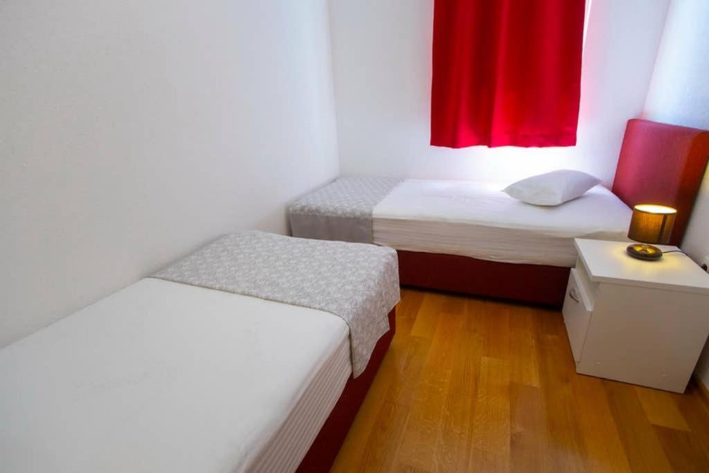 Apartments Vladimir #5 ماكارسكا المظهر الخارجي الصورة
